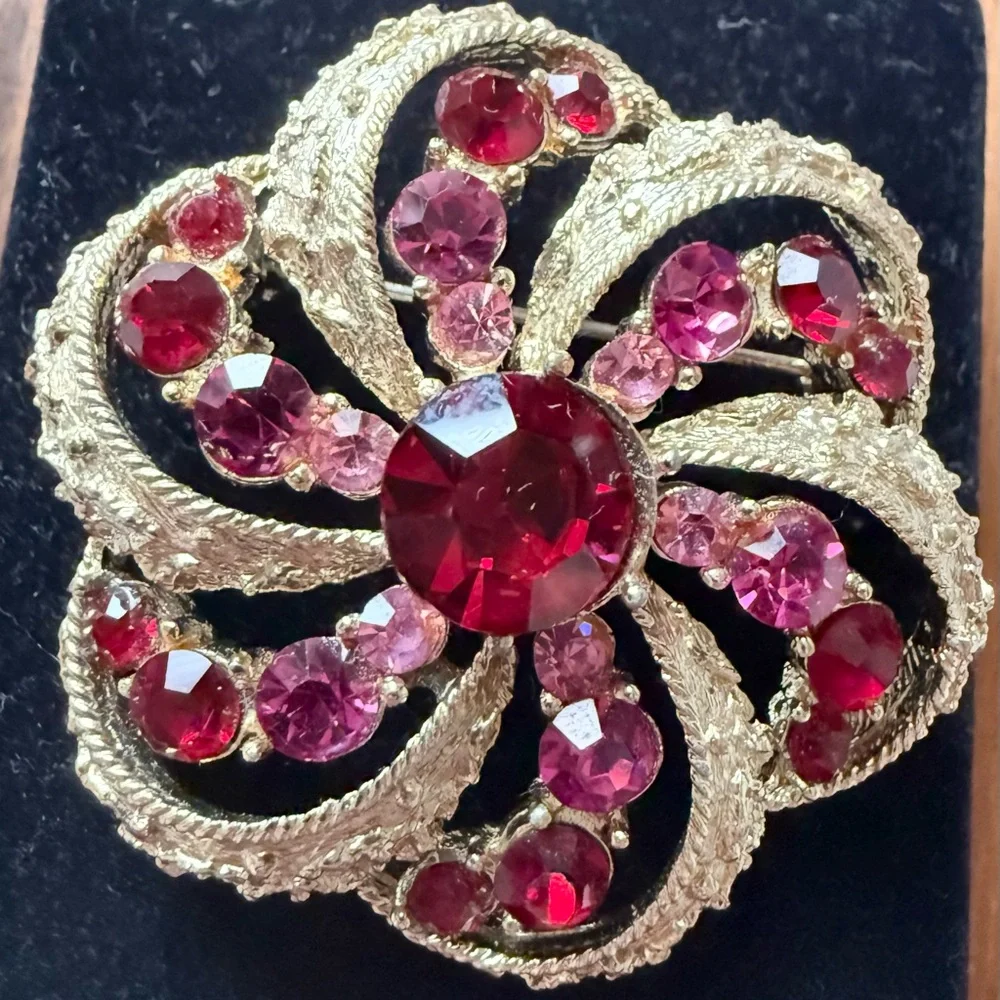 VTG Coro Red Pink Rhinestone Brooch Pin